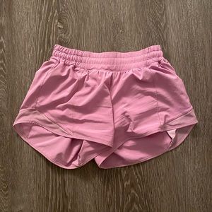 Lululemon Hotty Hot shorts